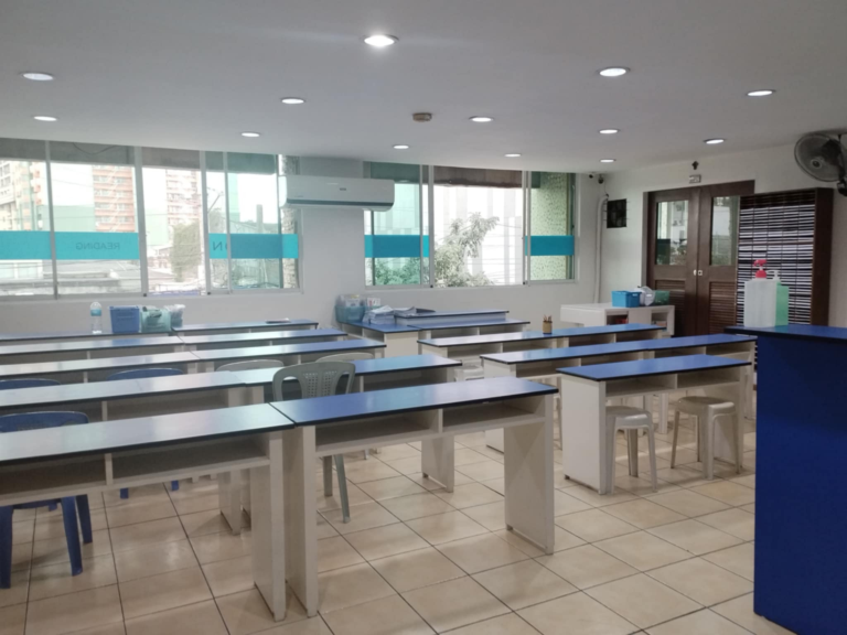 esteban-abada-loyola-heights-center-4