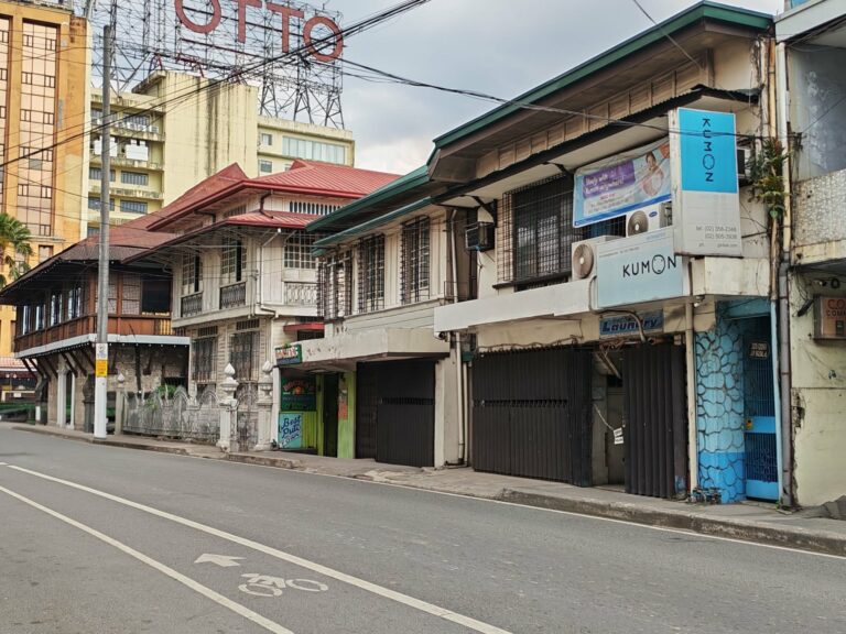 sta-elena-marikina-center-1
